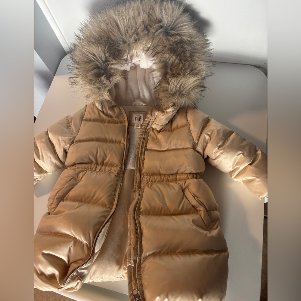 Gap puffer fur lined coat
